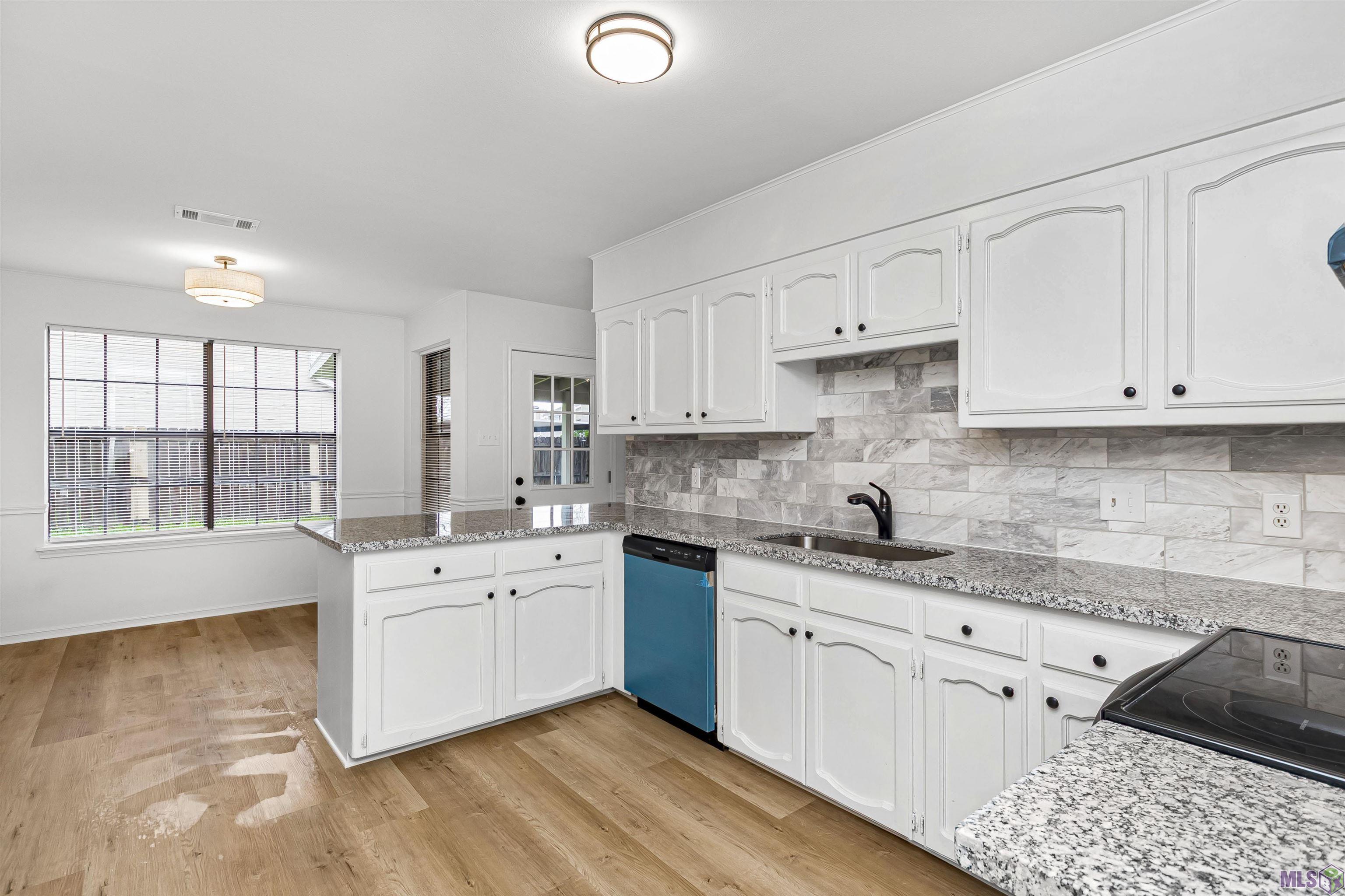 1541 Quail Hollow Drive Baton Rouge, LA 70810 - Photo 7 of 22