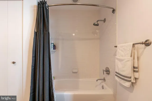 $399,900 | 1352 South Street, Unit 508, Philadelphia, PA 19147