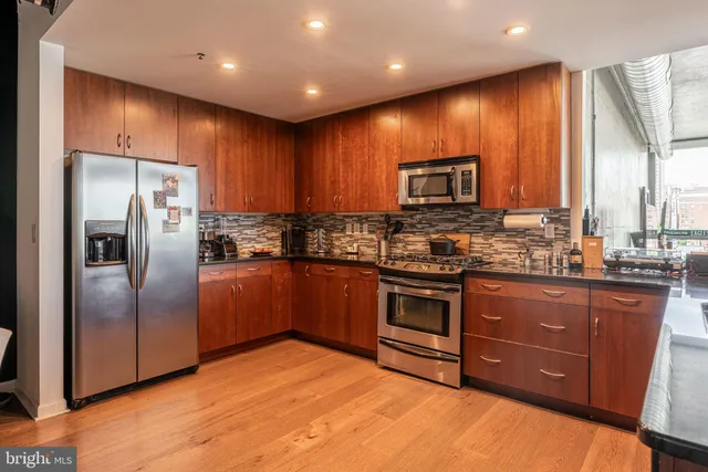 $399,900 | 1352 South Street, Unit 508, Philadelphia, PA 19147