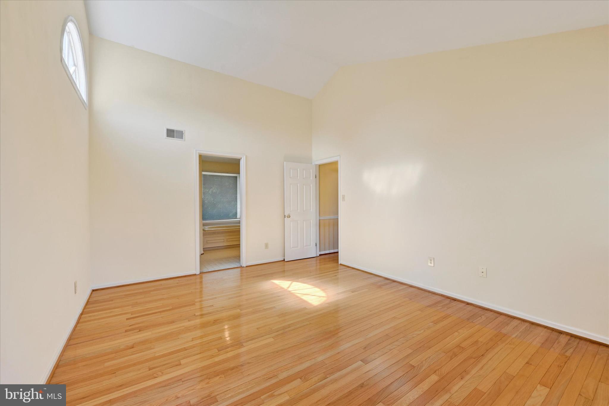 14003 Forest Ridge Drive North Potomac, MD 20850 - Photo 26 of 36 Master bedroom