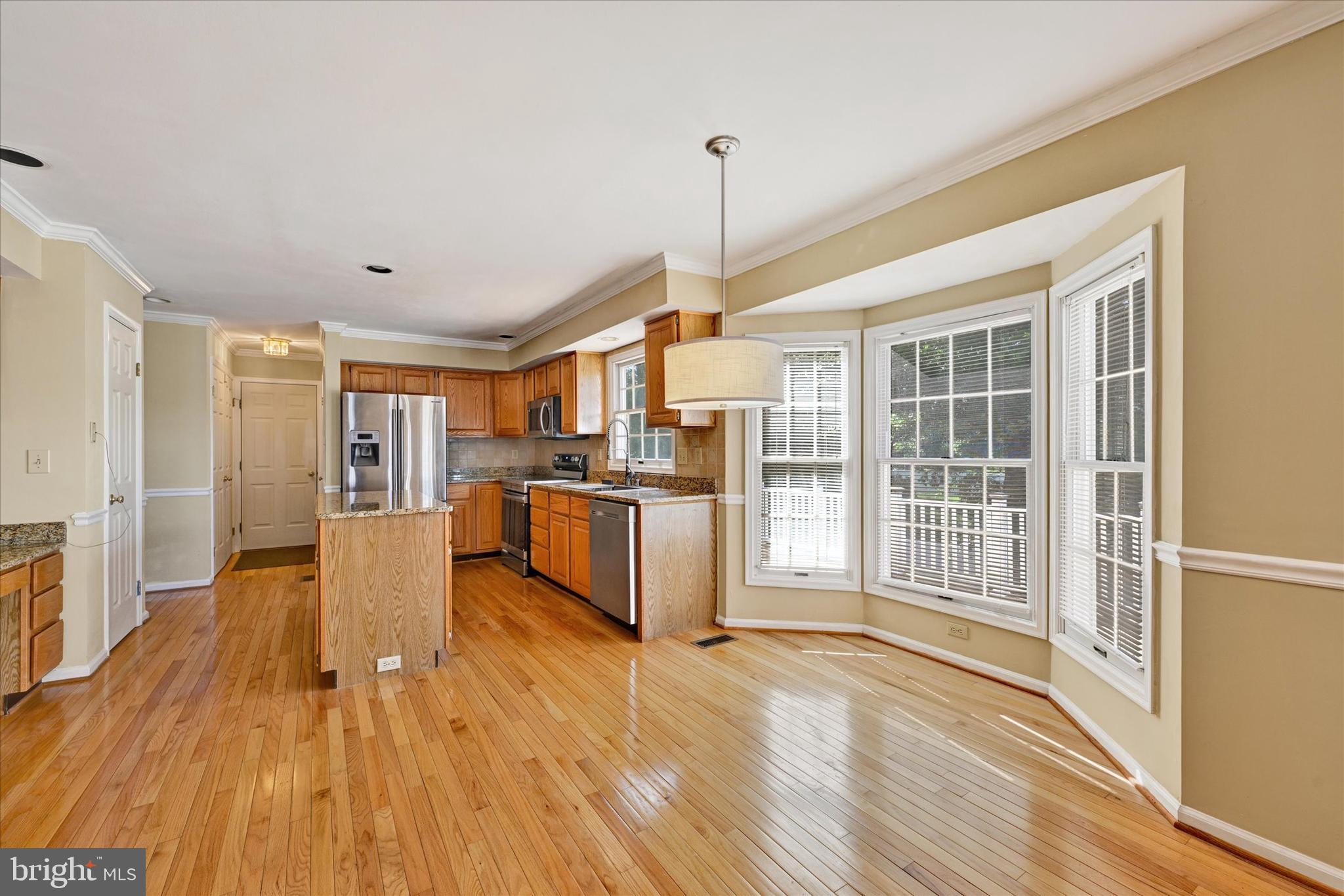 14003 Forest Ridge Drive North Potomac, MD 20850 - Photo 10 of 36 Breakfast room