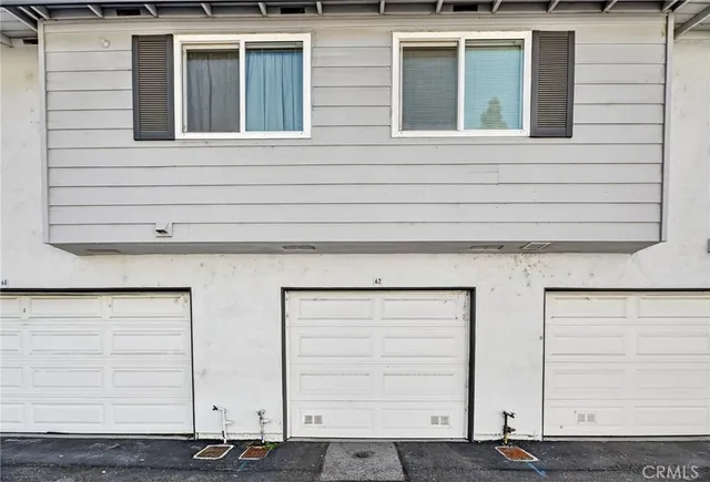 $699,429 | 20362-10 Flower Gate Lane, Yorba Linda, CA 92886