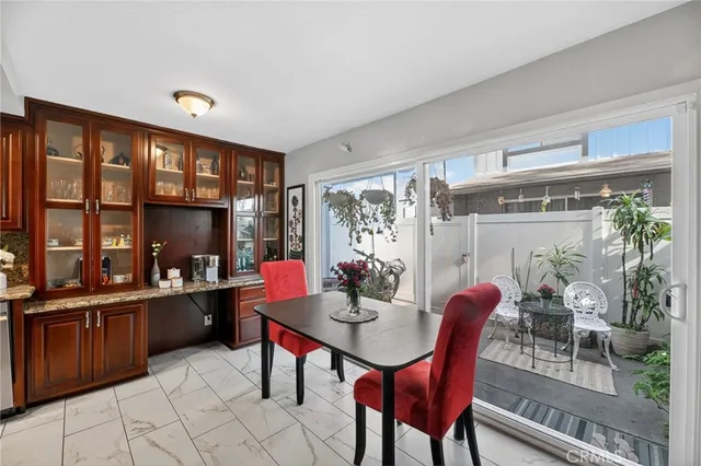 $699,429 | 20362-10 Flower Gate Lane, Yorba Linda, CA 92886