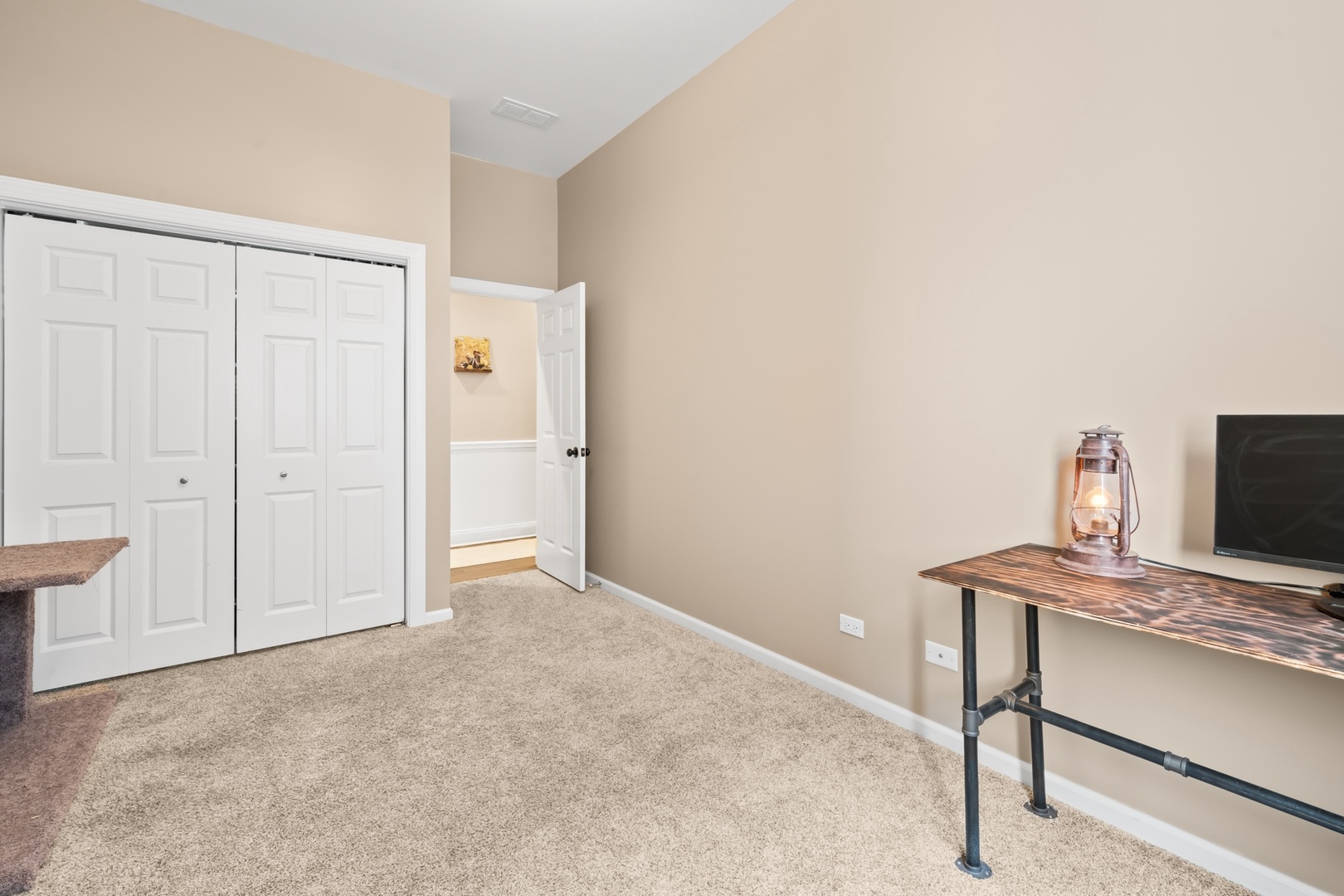 2248 West Foster Avenue, Unit 4 Chicago, IL 60625 - Photo 19 of 23