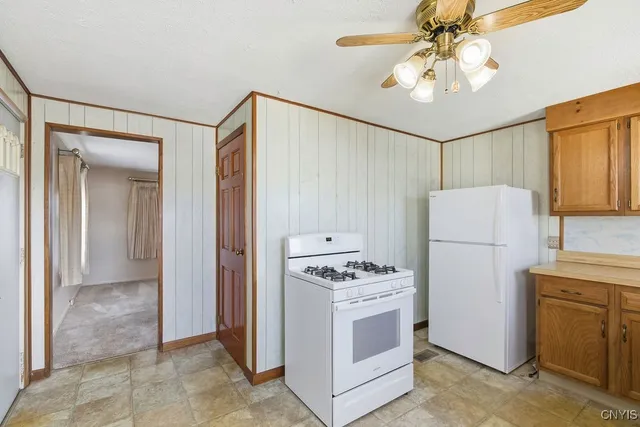 $180,000 | 705 7th N Street, Salina, NY 13088