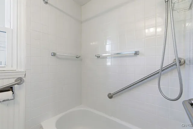 $180,000 | 705 7th N Street, Salina, NY 13088