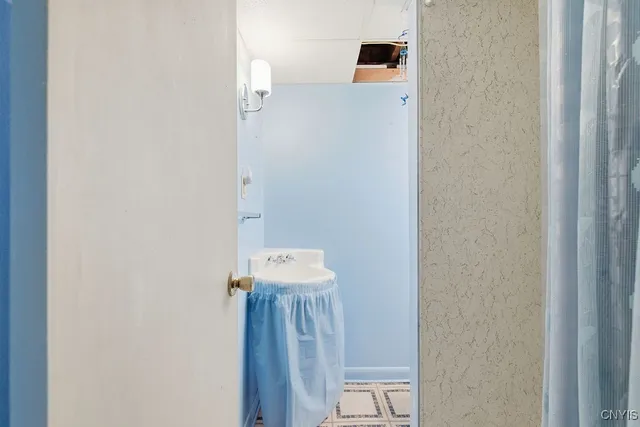 $180,000 | 705 7th N Street, Salina, NY 13088