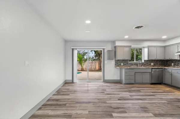 $349,000 | 6551 El Camino Drive, Redding, CA 96001