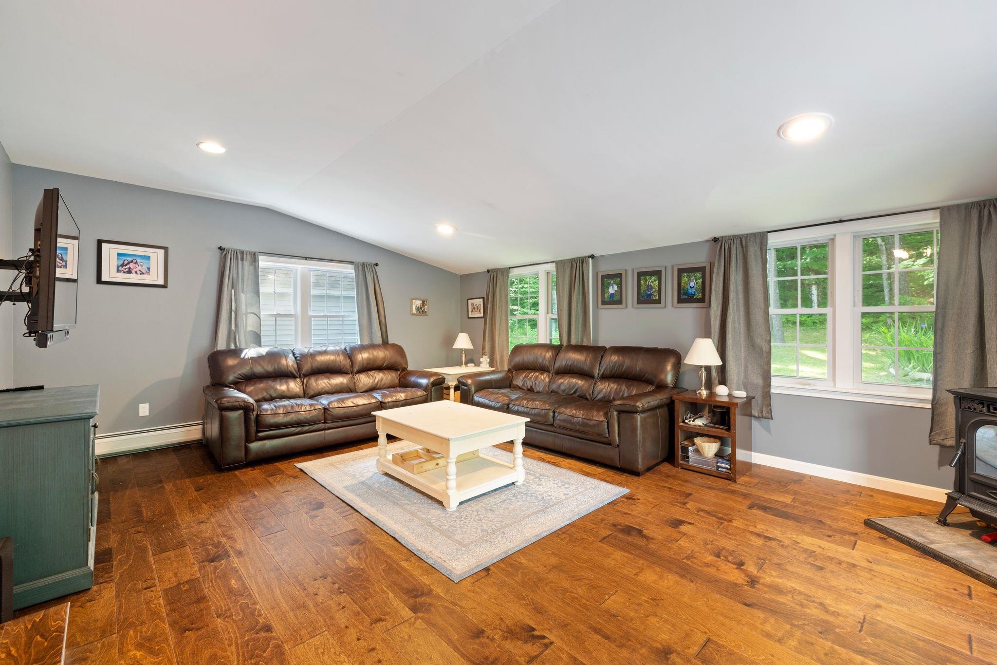 531 Bowman Road Springfield, NH 03284 - Photo 4 of 32