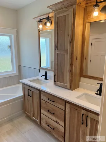 $579,500 | 6203 Maggie Drive, Idaho Falls, ID 83402