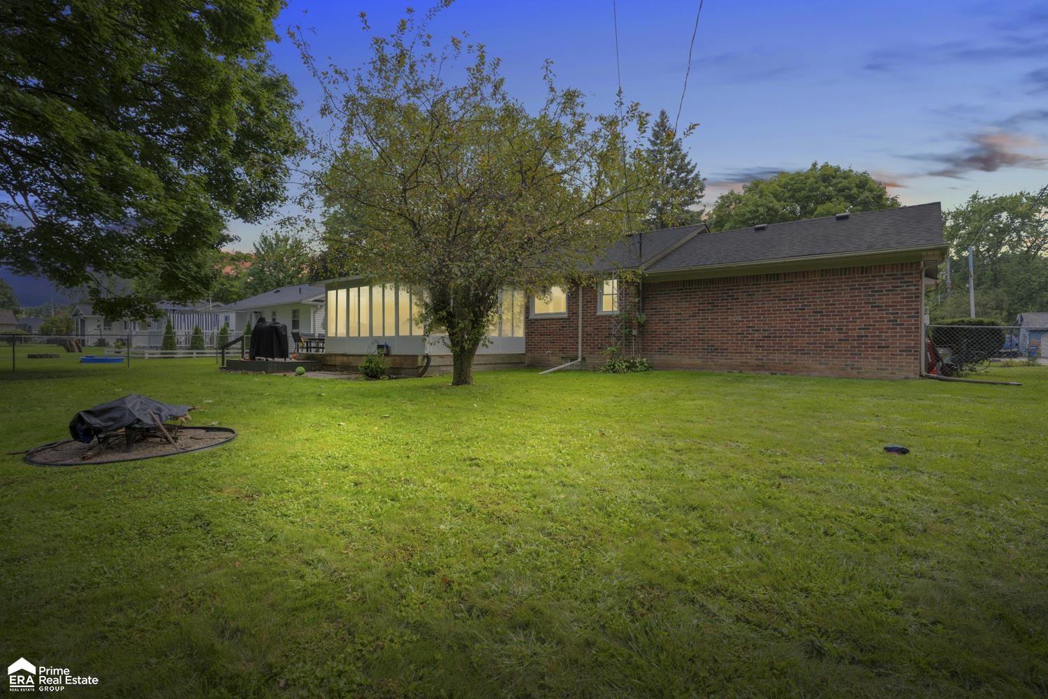 4461 Old Carriage Road Flint, MI 48507 - Photo 40 of 40 50152493-96047003-2225-41f5-953d-05d4e89902ae.JPG