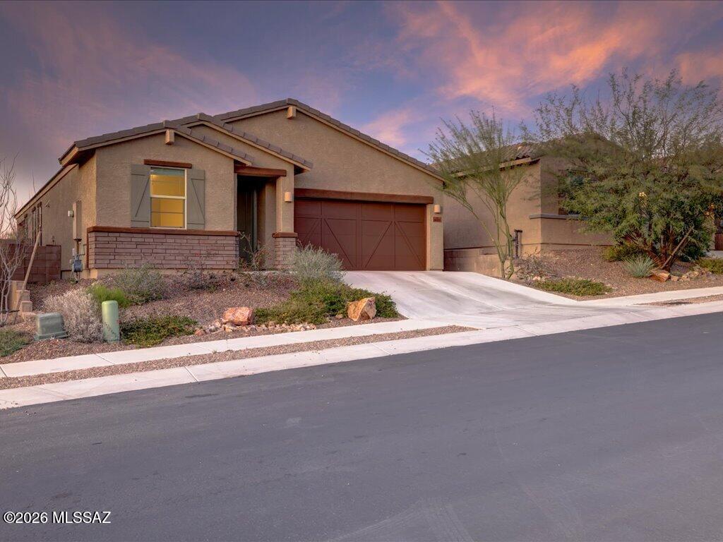 14031 East Golden Oaks Road Vail, AZ 85641 - Photo 2 of 40 05-17Interior11-Edit