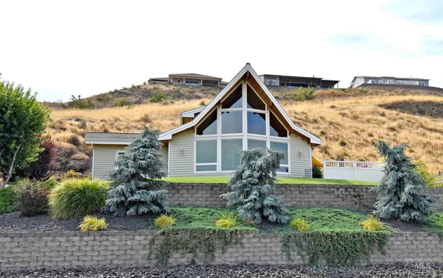 $628,000 | 66 Appleford Court, Asotin, WA 99402