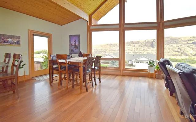 $628,000 | 66 Appleford Court, Asotin, WA 99402