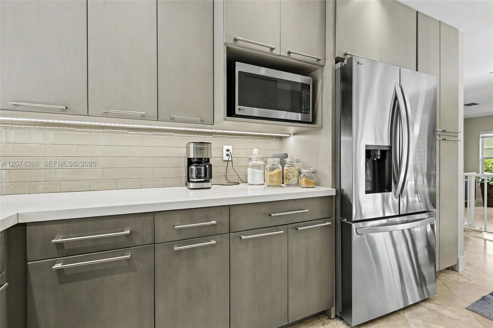 13 Dogwood Road Hollywood, FL 33021 - Photo 18 of 46 Gallery Image 18