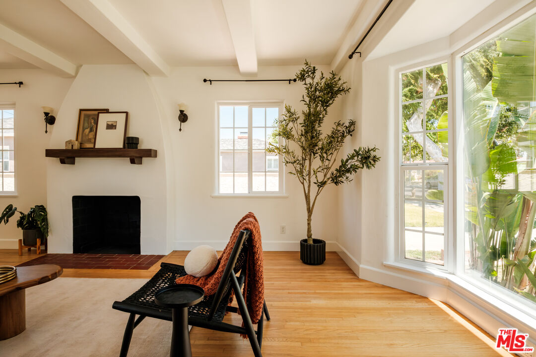 3739 Virginia Road Los Angeles, CA 90016 - Photo 6 of 72