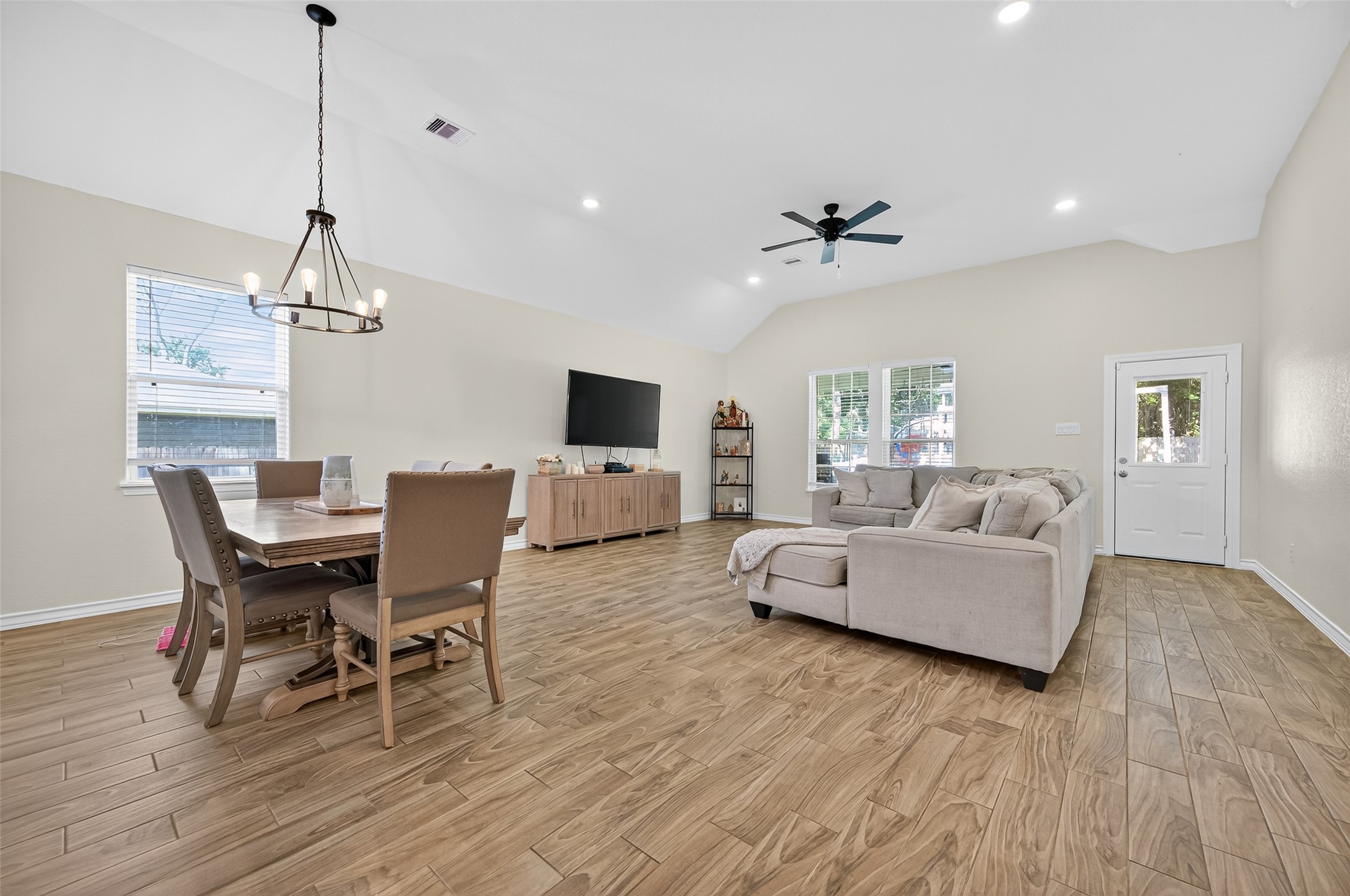 24530 Kildare Road Hempstead, TX 77445 - Photo 17 of 49