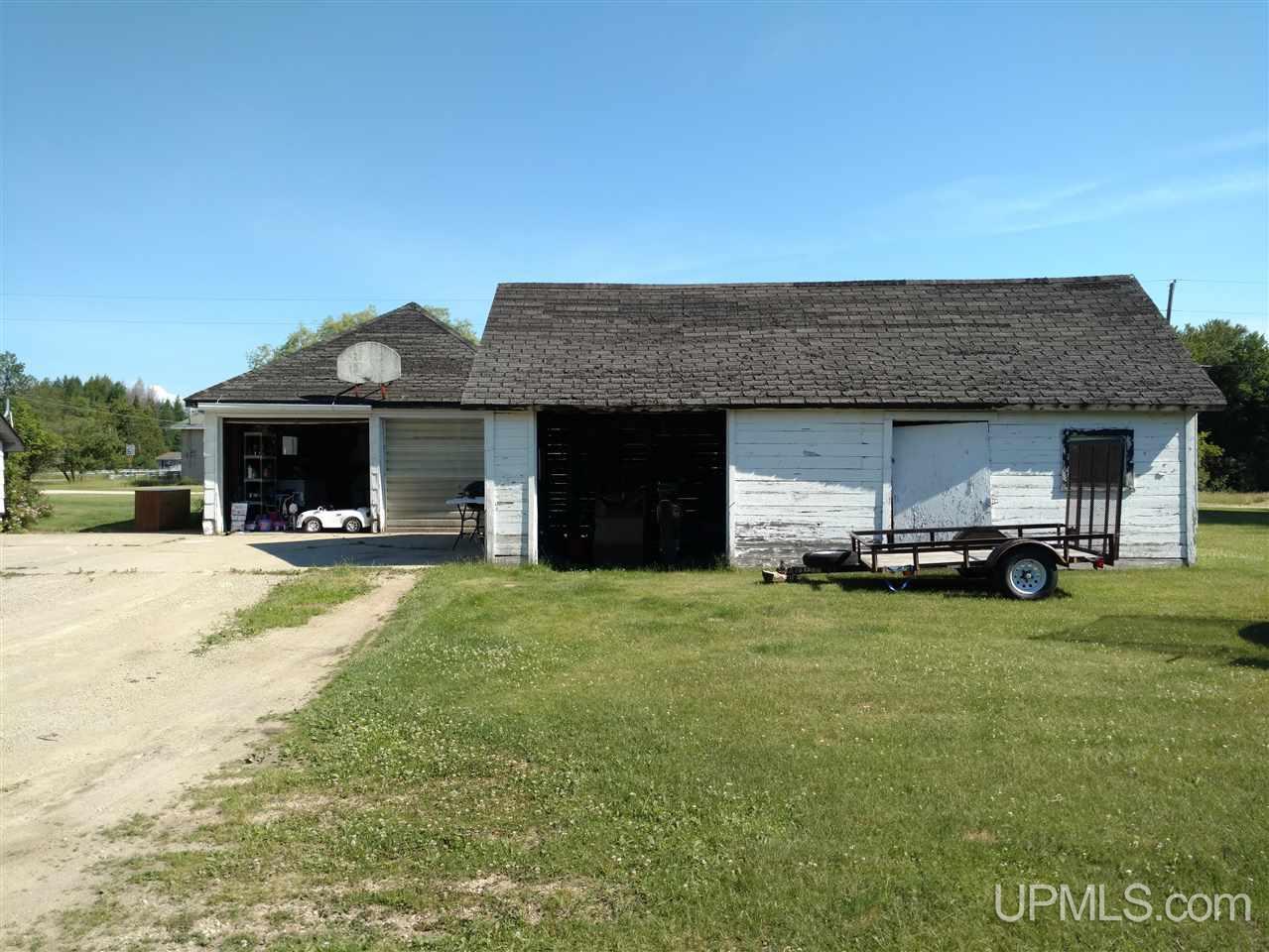 5704 G5 Road Escanaba, MI 49829 - Photo 9 of 10