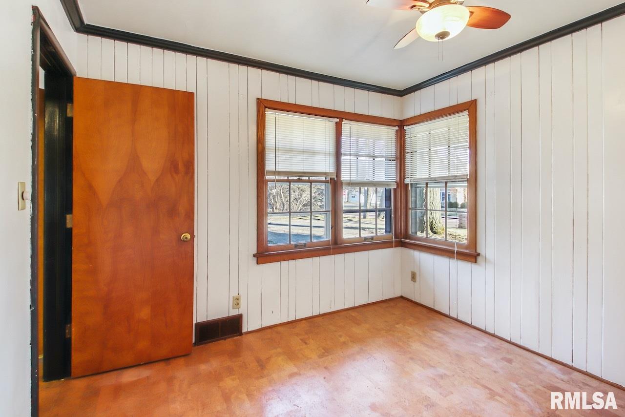 509 West Ridgemont Road Peoria, IL 61614 - Photo 18 of 28 Gallery Image 18