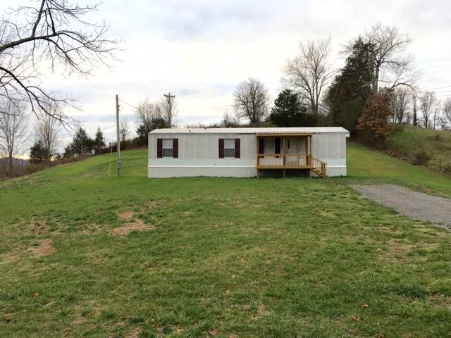 1357 Murphy Mill Road Tazewell, TN 37879 - Photo 2 of 13 FRONT AND YARD