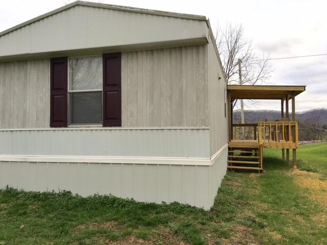 1357 Murphy Mill Road Tazewell, TN 37879 - Photo 4 of 13 SIDE OF HOUSE