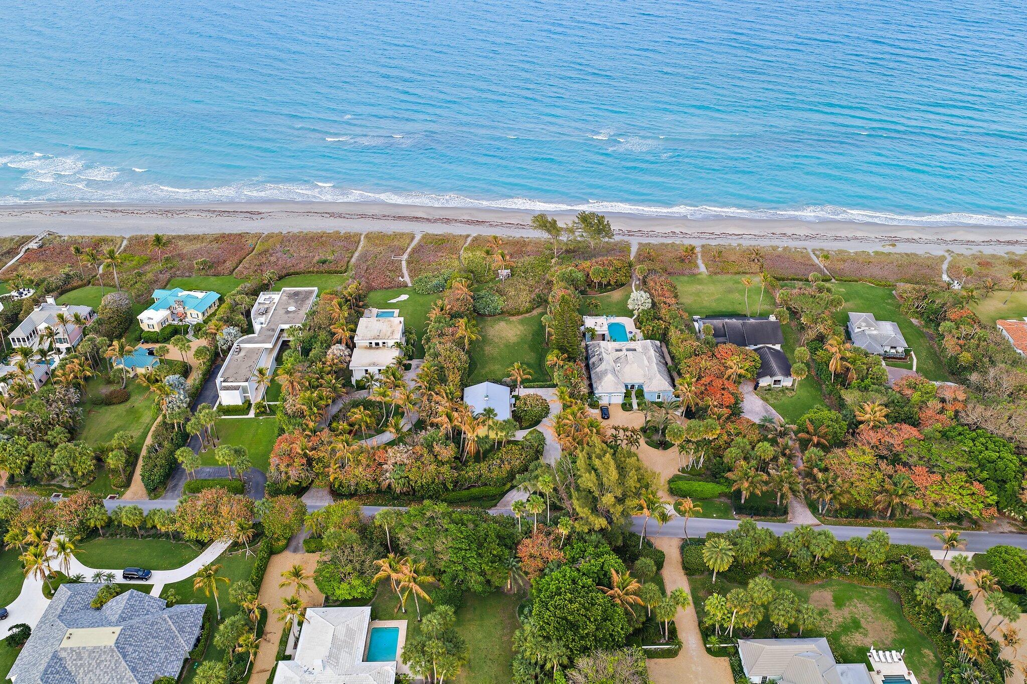 31 North Beach Road Jupiter Island, FL 33455 - Photo 22 of 66 017-31NBeachRd