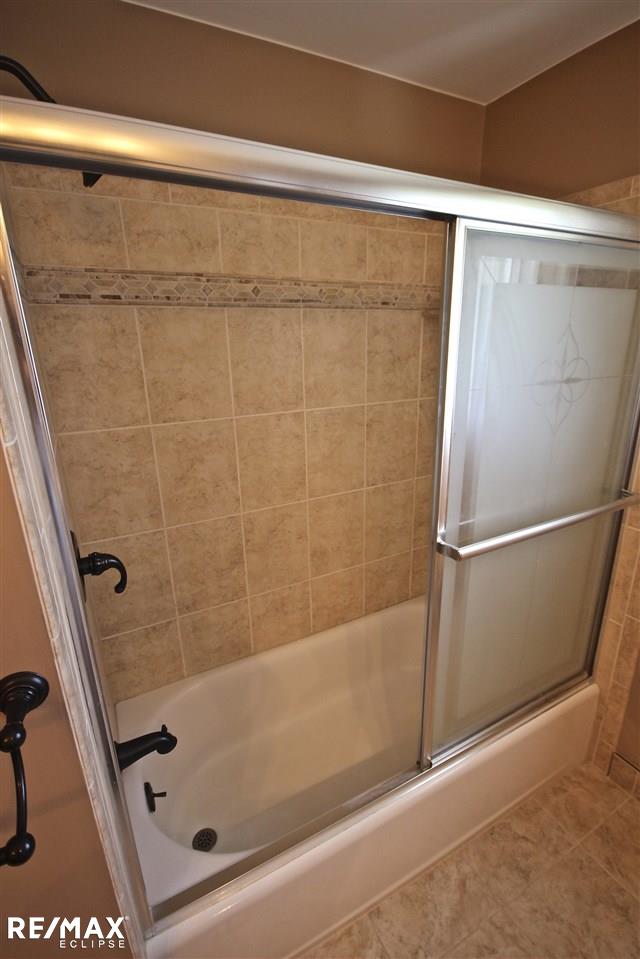 61251 North Ridge Trail Washington, MI 48094 - Photo 33 of 69 31299465-32.JPG