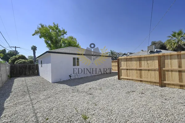 a close up of a street sign