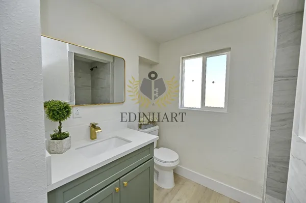 $2,100 | 1584 North Carruth Avenue, Unit A, Fresno, CA 93728