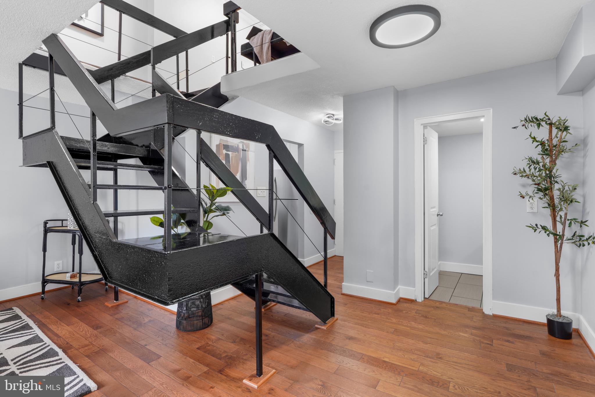 1800 R Street Northwest, Unit 206 Washington, DC 20009 - Photo 14 of 31 Gallery Image 14