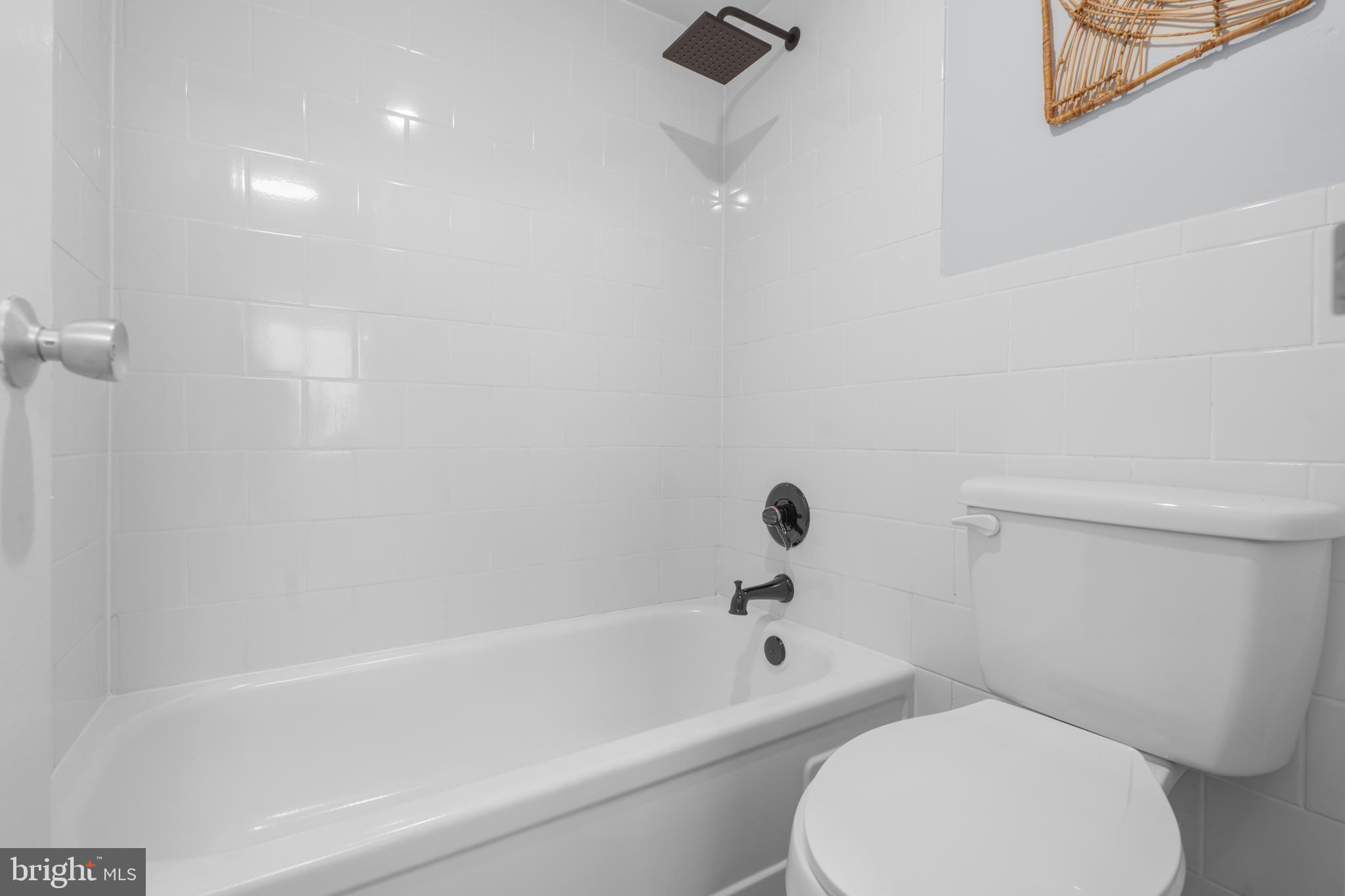 1800 R Street Northwest, Unit 206 Washington, DC 20009 - Photo 27 of 31 Gallery Image 27
