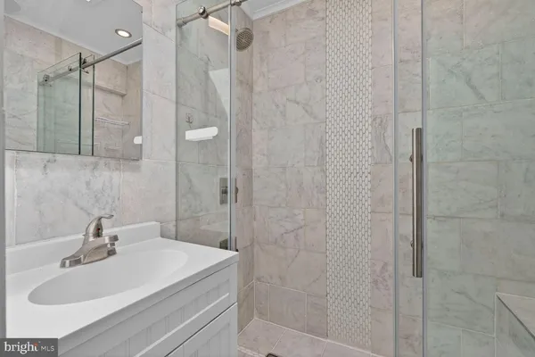 $3,400 | 2218 16th Street Northeast, Washington, DC 20018