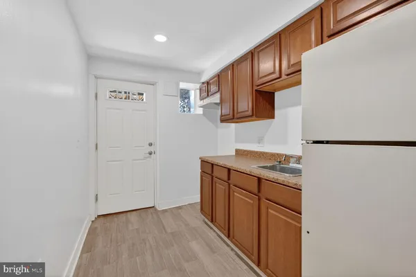 $3,400 | 2218 16th Street Northeast, Washington, DC 20018