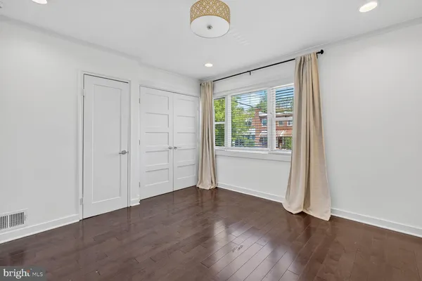 $3,400 | 2218 16th Street Northeast, Washington, DC 20018