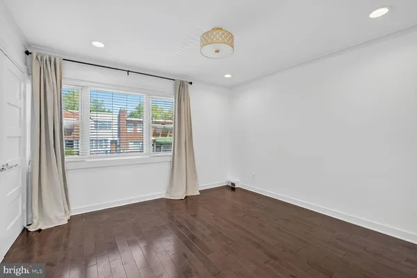 $3,400 | 2218 16th Street Northeast, Washington, DC 20018