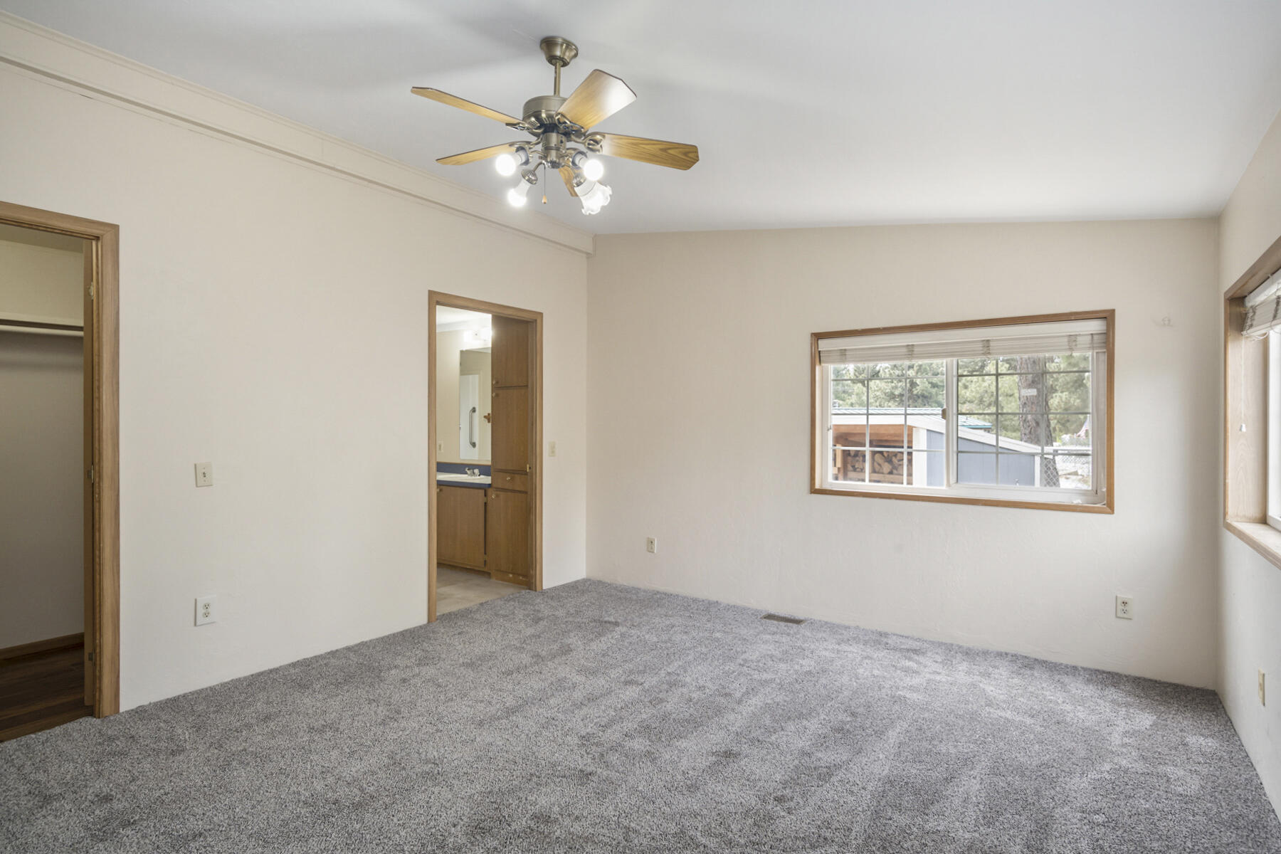 60281 Cinder Butte Road Bend, OR 97702 - Photo 25 of 38 23JH5_6905
