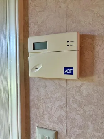 $189,900 | 610 South Woodland Street, Pittsburg, KS 66762