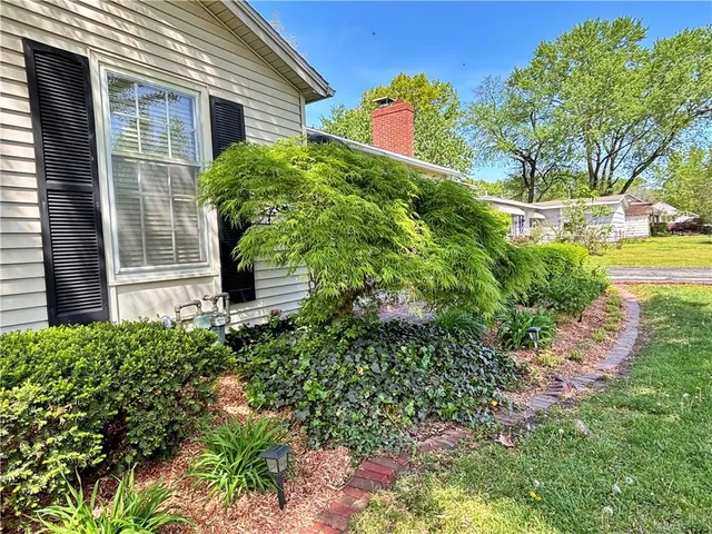 $189,900 | 610 South Woodland Street, Pittsburg, KS 66762