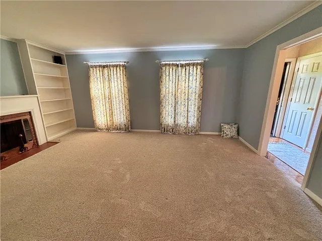 $189,900 | 610 South Woodland Street, Pittsburg, KS 66762