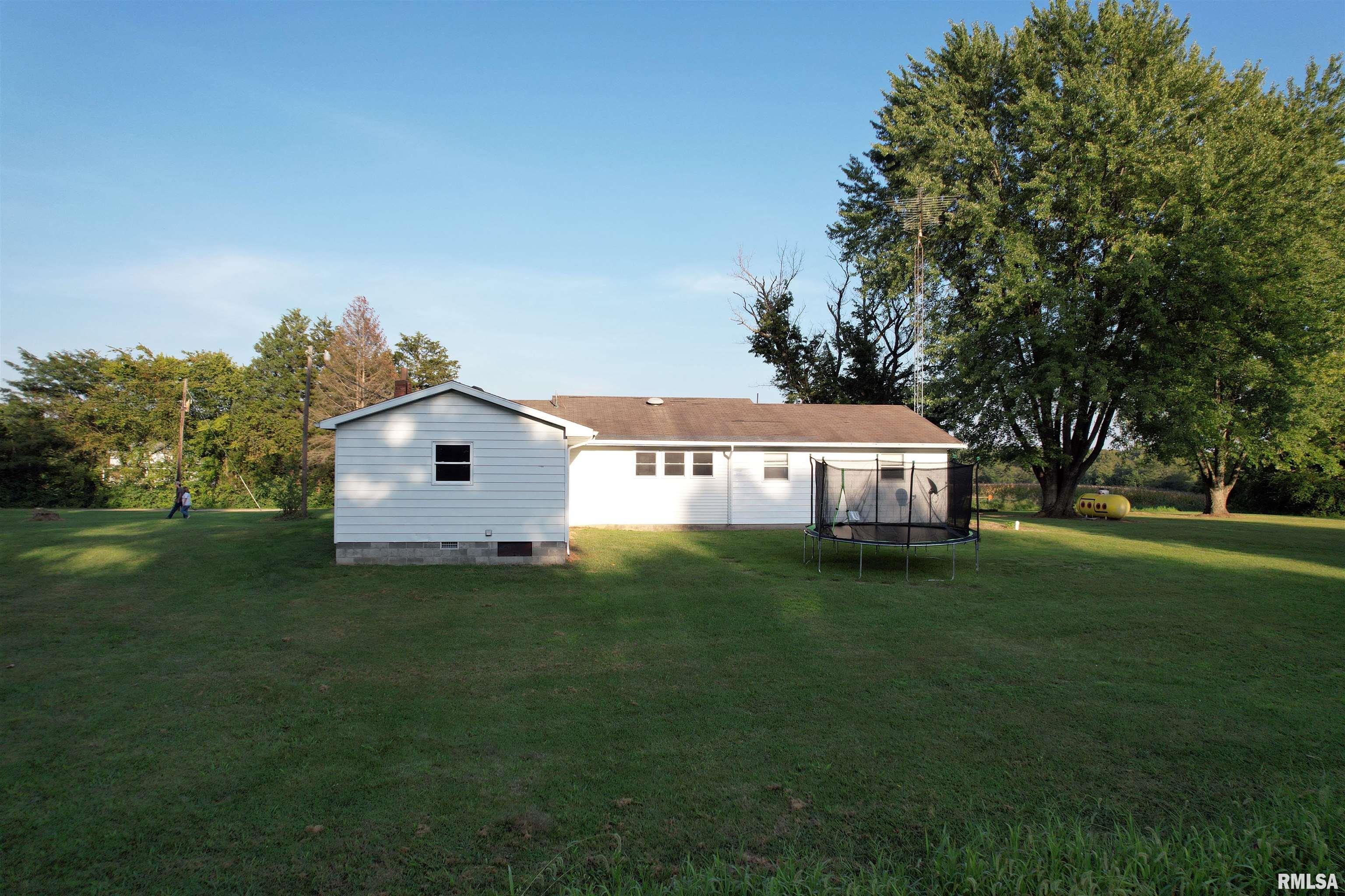 6201 Landmark Road Iuka, IL 62849 - Photo 34 of 47