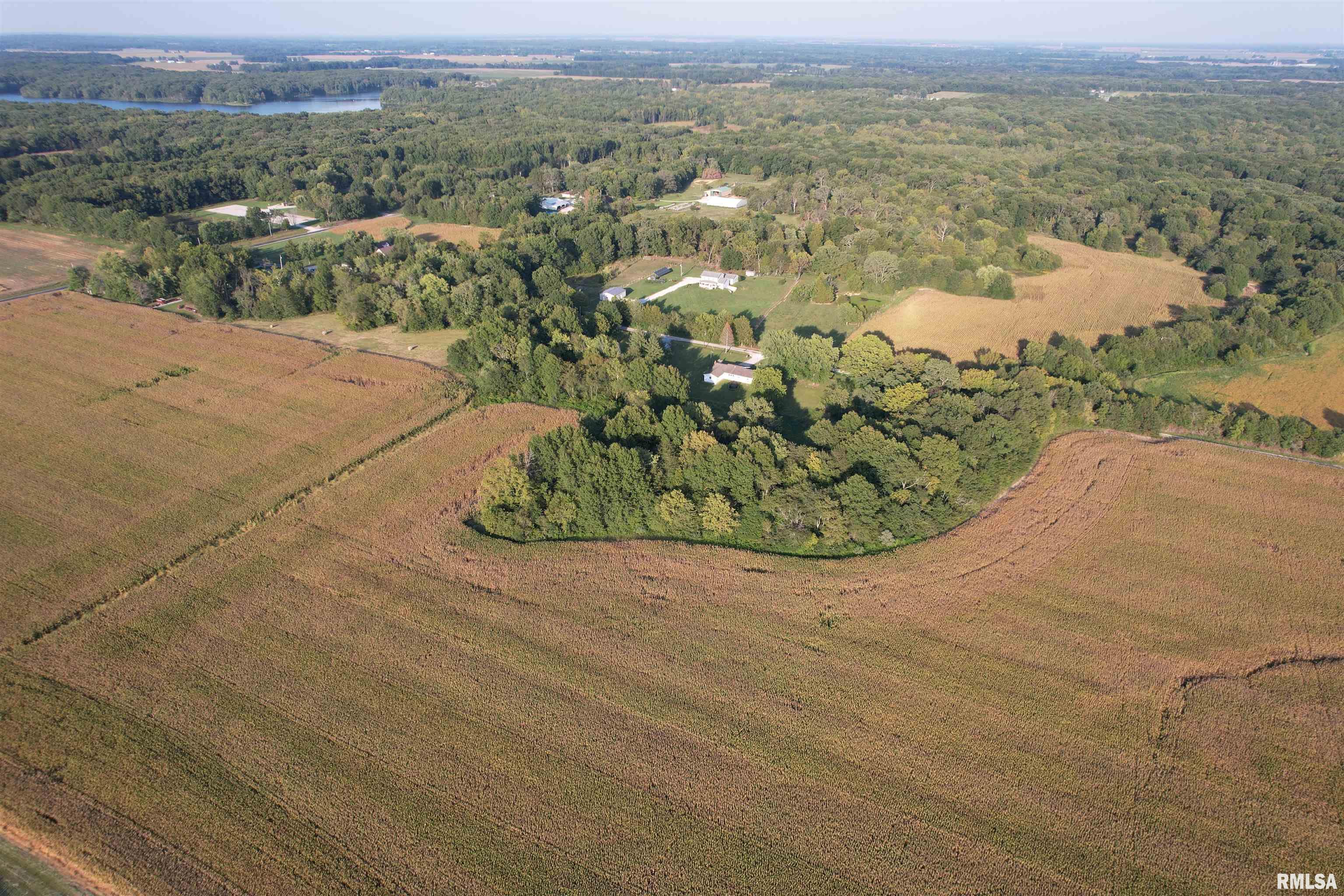 6201 Landmark Road Iuka, IL 62849 - Photo 4 of 47