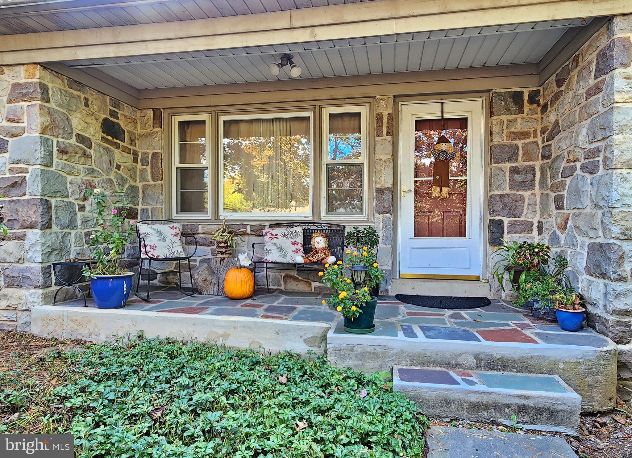 600 West Hoffecker Road Pottstown, PA 19465 - Photo 2 of 9 a front view of a house with a garden