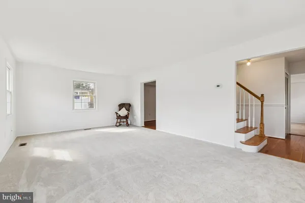 $885,000 | 13140 Madonna Lane, Fairfax, VA 22033
