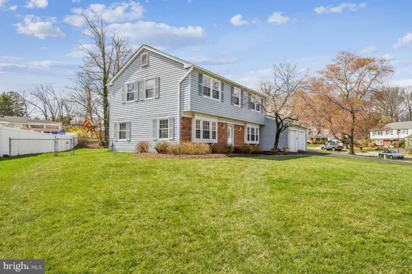 $885,000 | 13140 Madonna Lane, Fairfax, VA 22033
