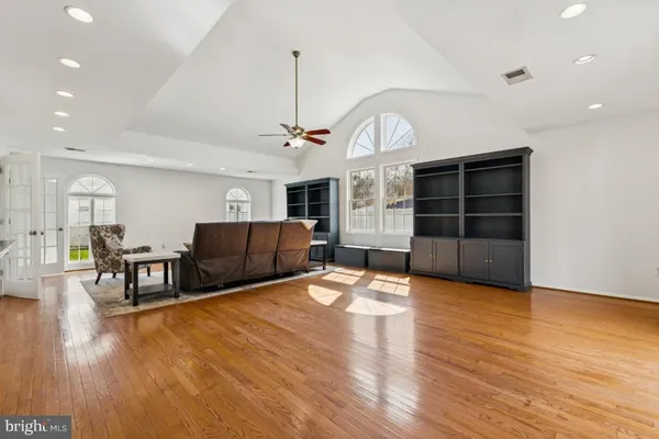$885,000 | 13140 Madonna Lane, Fairfax, VA 22033