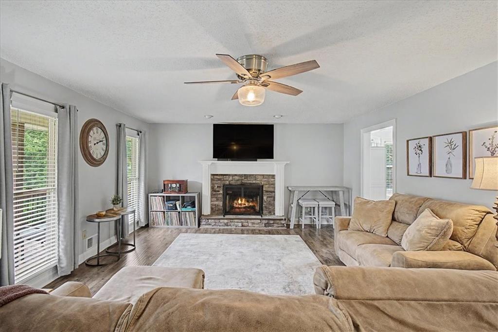 212 Berkeley Way Dallas, GA 30157 - Photo 14 of 62