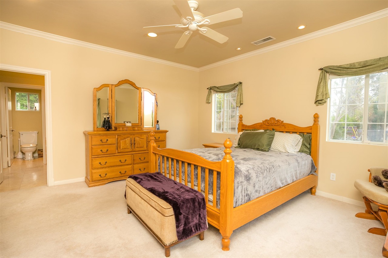 1815 Rockhoff Road Escondido, CA 92026 - Photo 14 of 25