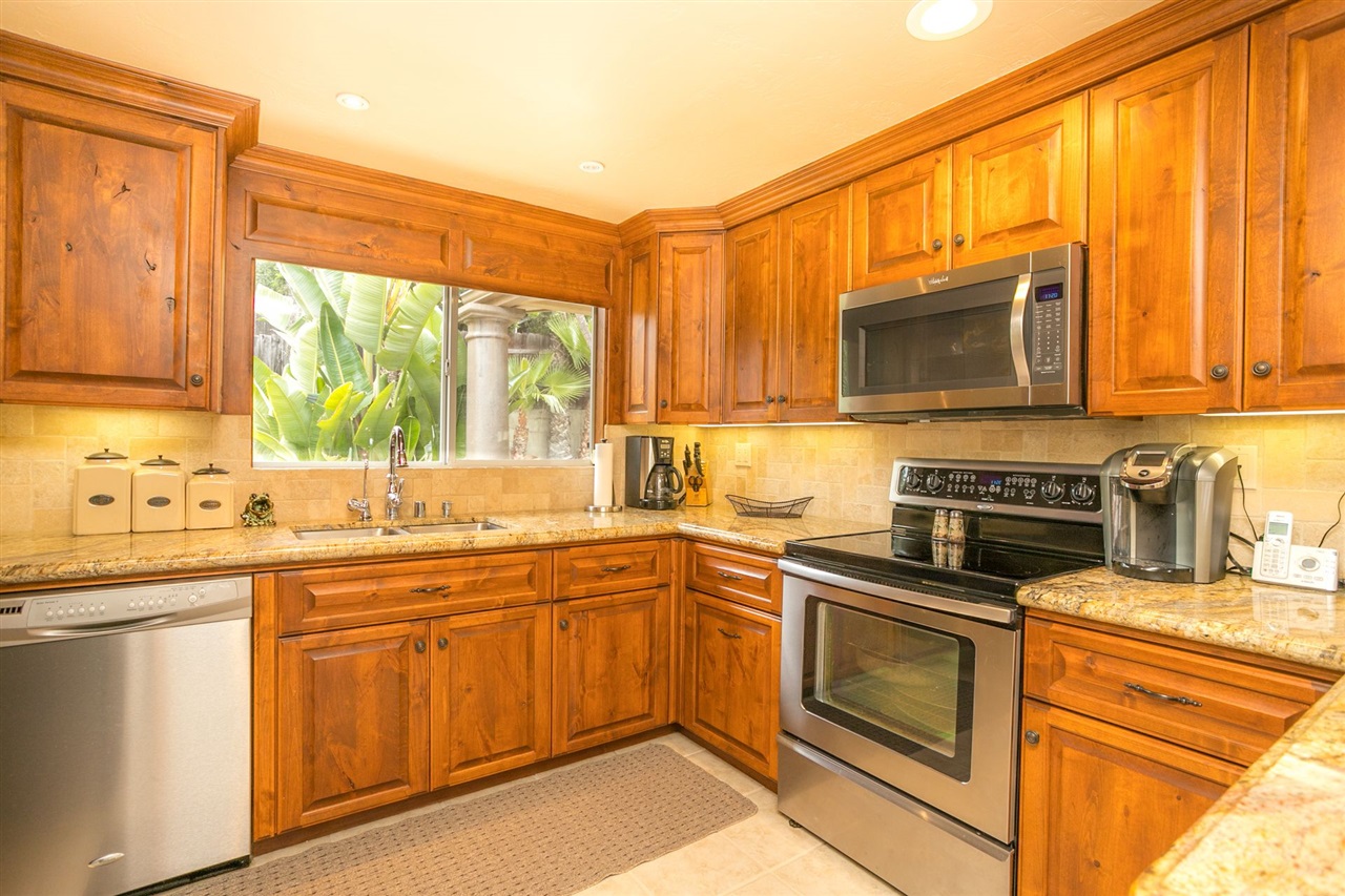 1815 Rockhoff Road Escondido, CA 92026 - Photo 5 of 25