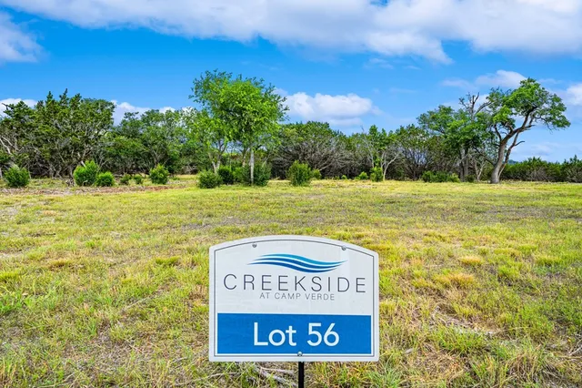 a sign that is on the side of a building