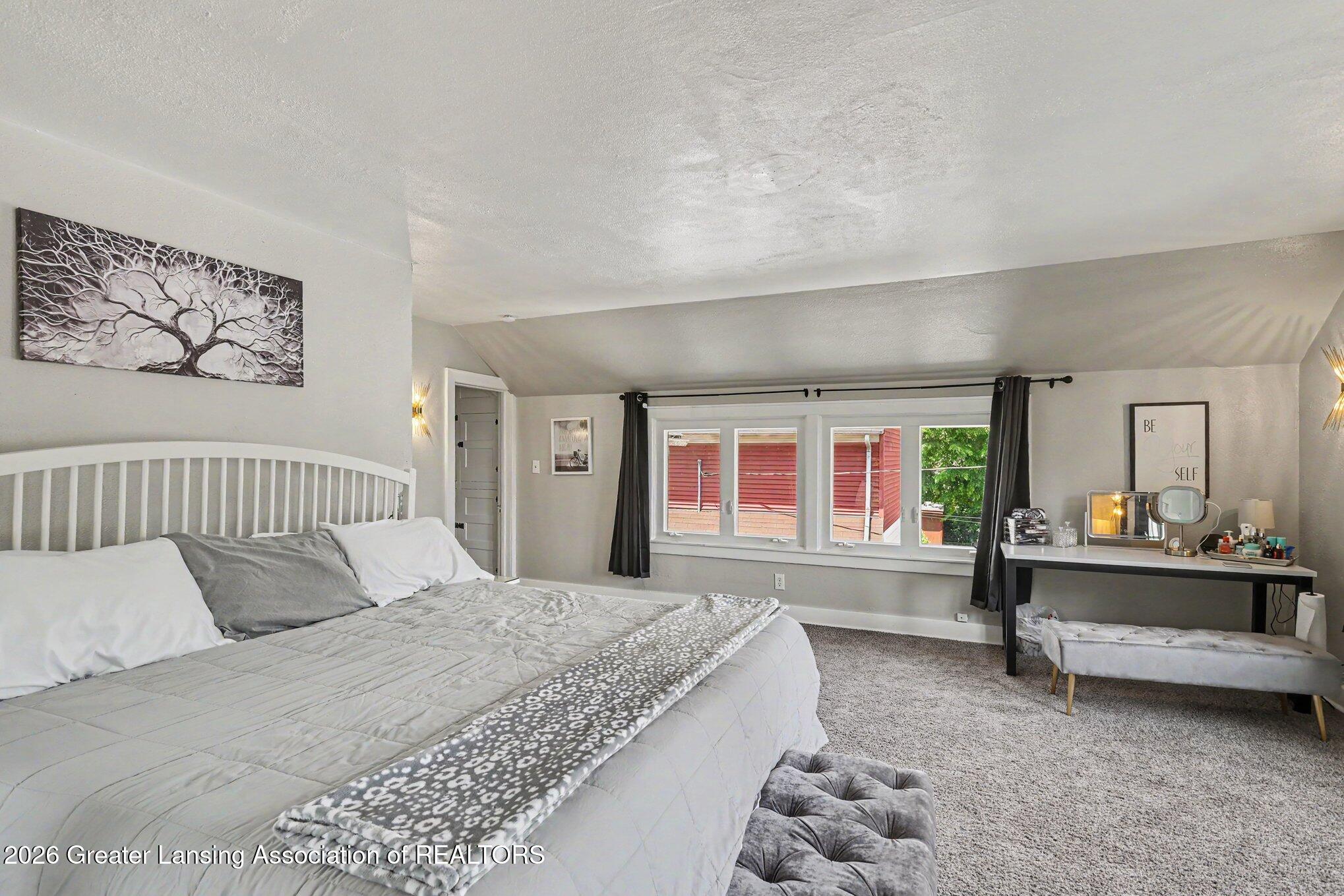 1712 Osborn Road Lansing, MI 48915 - Photo 20 of 34 019_file_8764